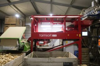 Image Smart Agriculture: Precision Optical Sorting Brings Industrial Inspection to Family Farms