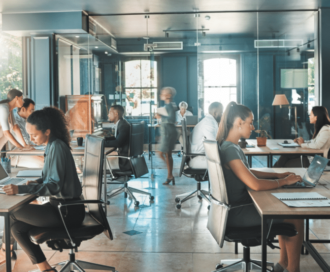 Image Return to Office vs Remote Work: Is Productivity Really at Stake?