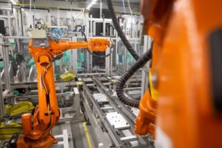 Image [BUYING GUIDE] How to Choose the Right Industrial Robot?