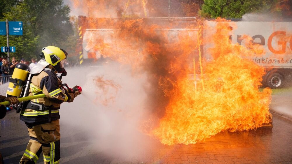Megafires Are Redesigning Firefighter Equipment Across Europe
