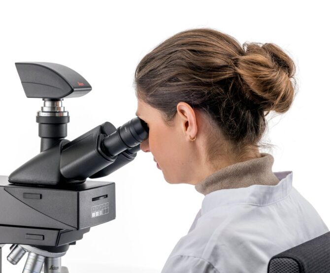 Image Clinical Microscopy: Considerations on Camera Selection (by Leica Microsystems)