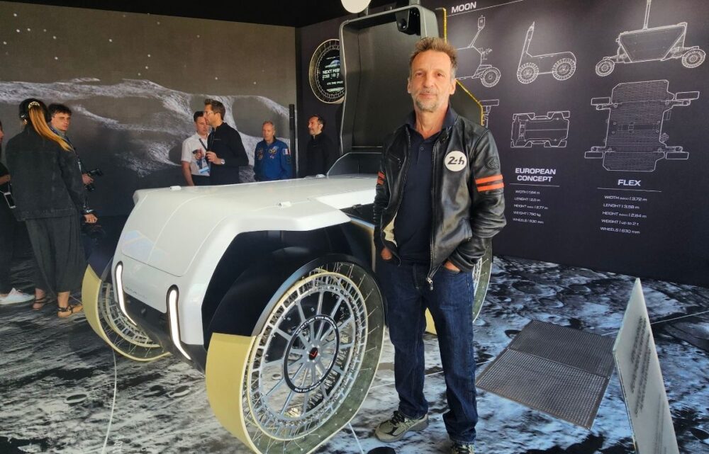 Image Mathieu Kassovitz at the Paris Air Show: When Cinema Meets Space Tech