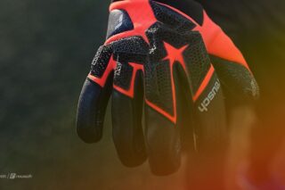 Image Reusch Teams With Carbon® to Launch the First-Ever Goalkeeper Glove With a 3D-Printed Punch Zone
