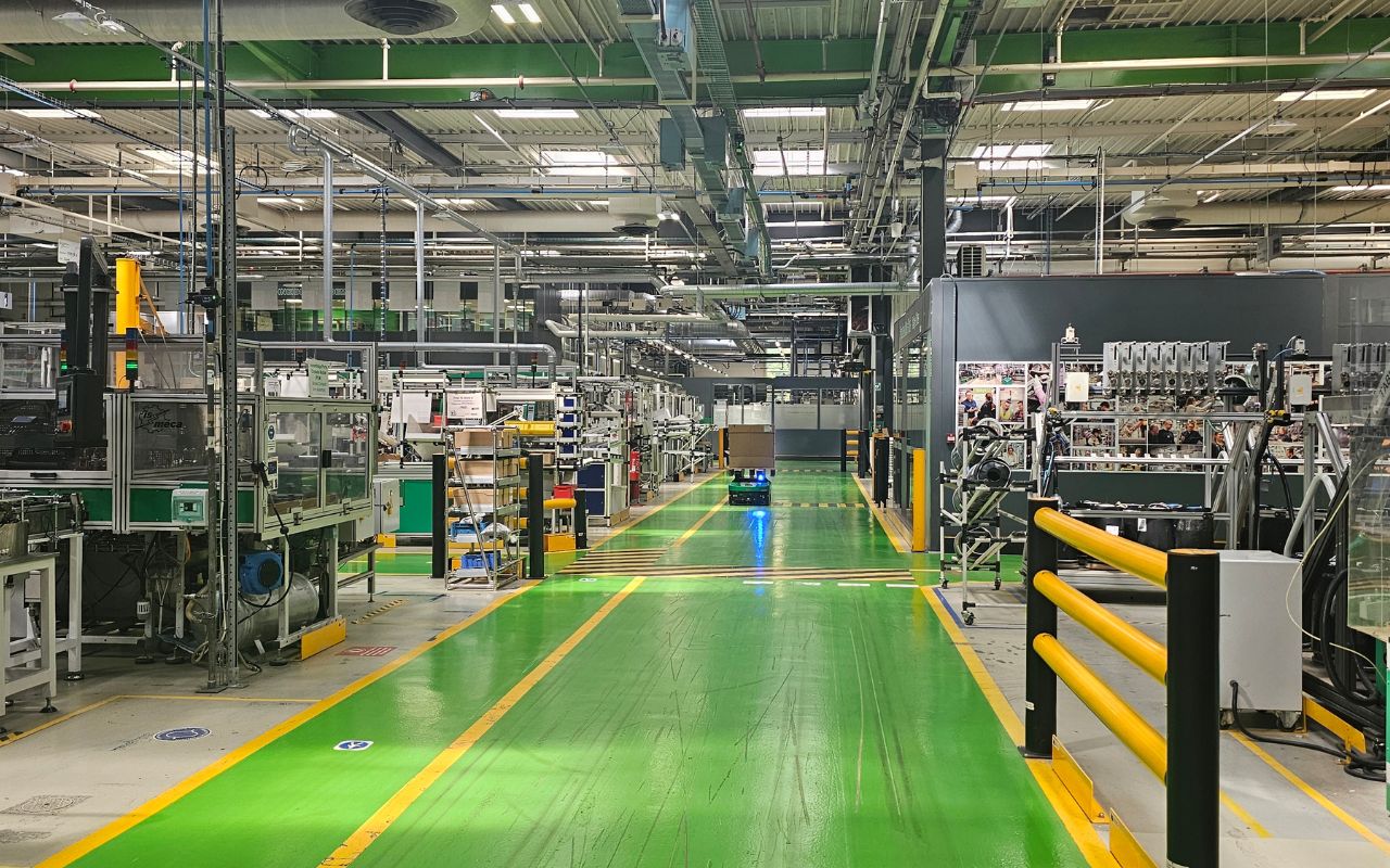 Inside Schneider Electric’s Factory - DirectIndustry e-Magazine