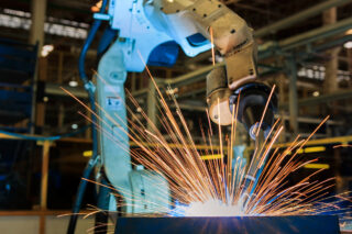 Image Choose France: Behind the Record Announcements, the True Dilemma Facing French Industry