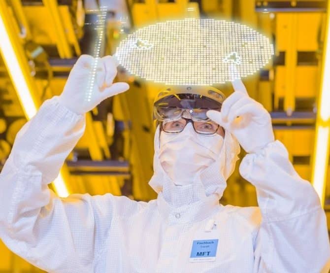 Image Bosch Opens Chip Plant in Germany