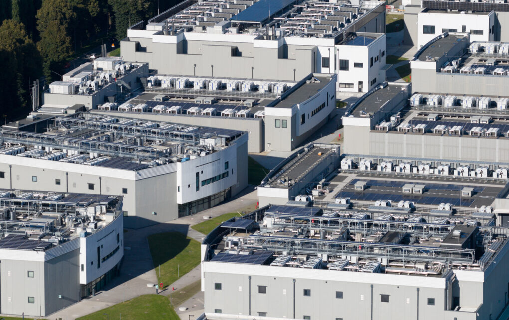 Image What Is a Critical Power System and Why Is It Important for Data Centers?
