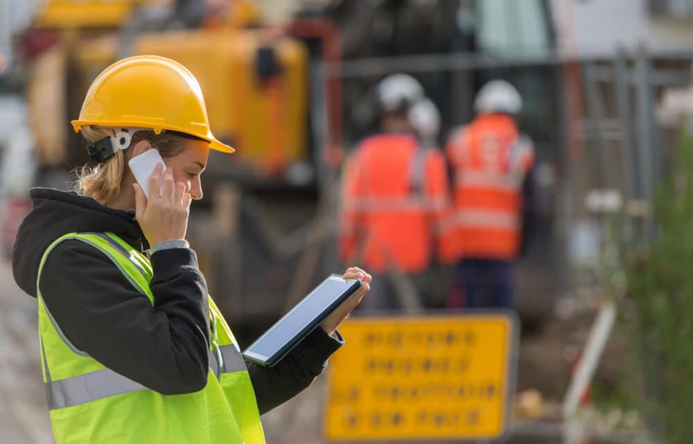 Image The 50th Anniversary of Mobile Phones: A Look at Their Revolutionary Impact on Industry