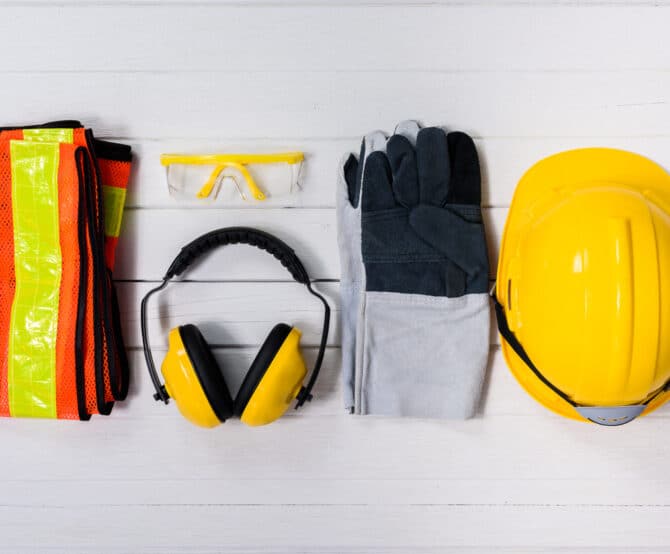 Image [BUYING GUIDES] Helmets, Safety Shoes, Protection Gloves: How to Choose the Right PPE?