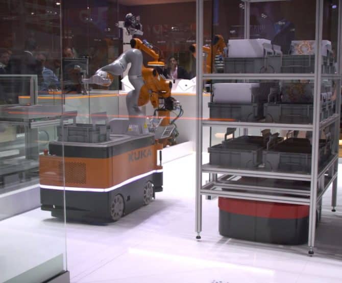 Image Robots Navigate Factory 4.0